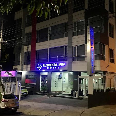 Floresta Inn Hotel Ambato Exteriér fotografie